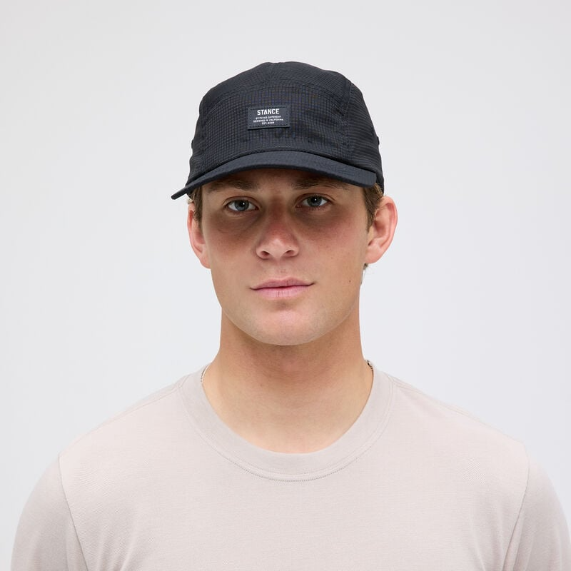 Stance Kinectic 2.0 Adjustable 5 Panel Cap Black | model