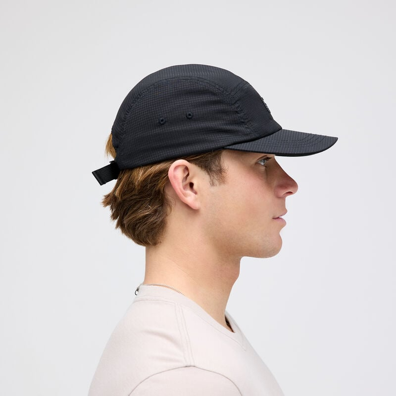 Stance Kinectic 2.0 Adjustable 5 Panel Cap Black | model