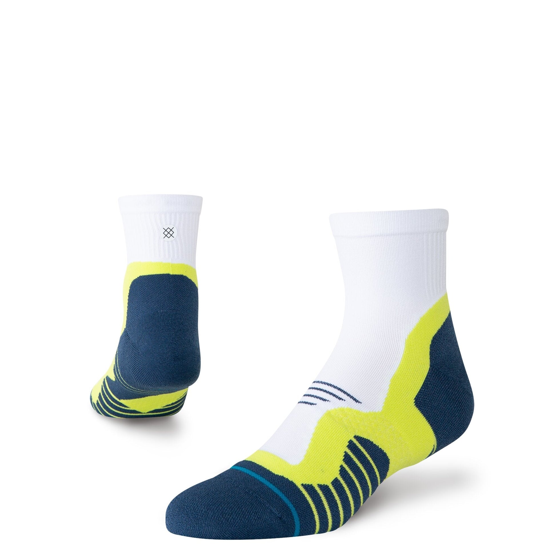 Stance Pace Light Quarter Sock Volt