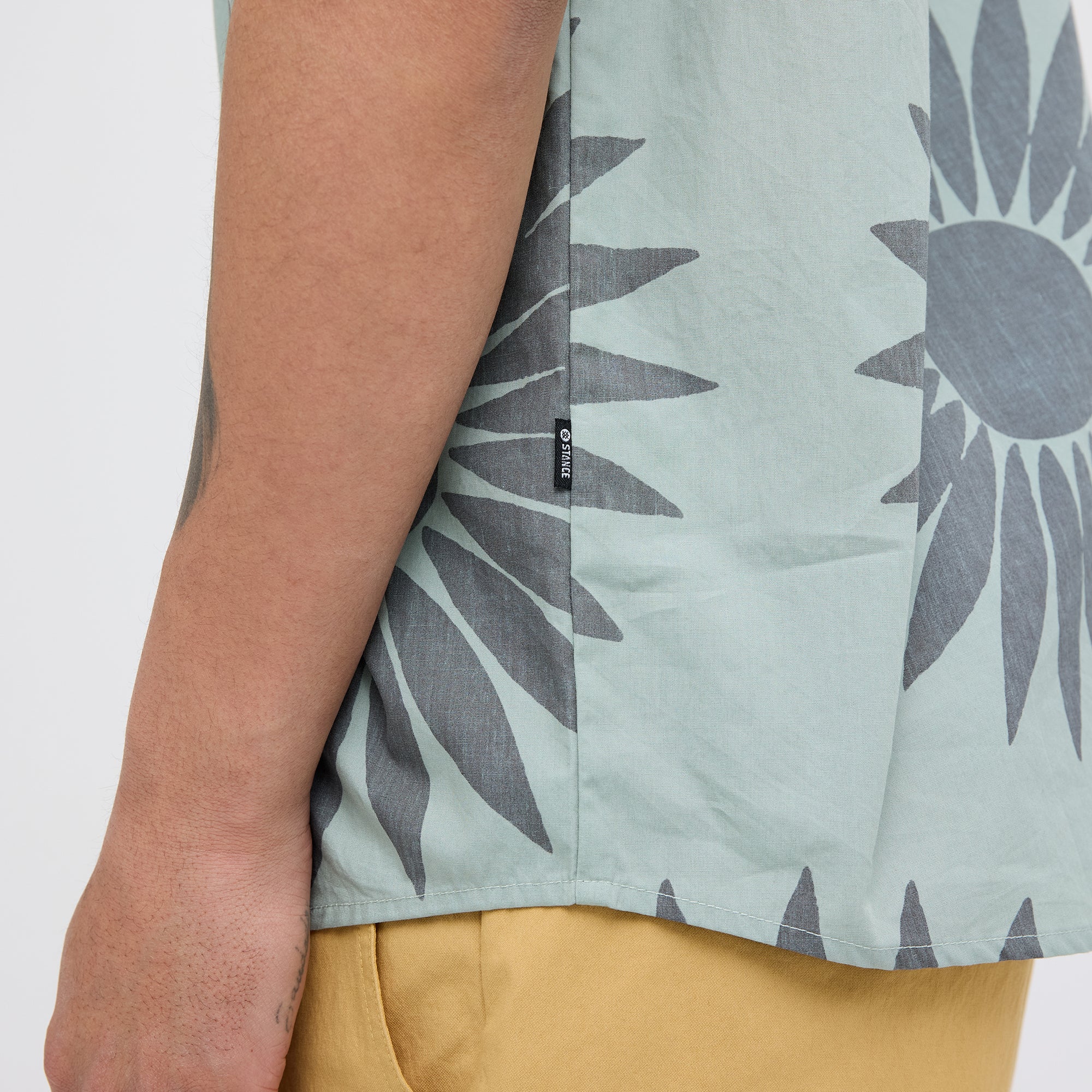 Stance Bales Button Up T-Shirt Sea Green |model