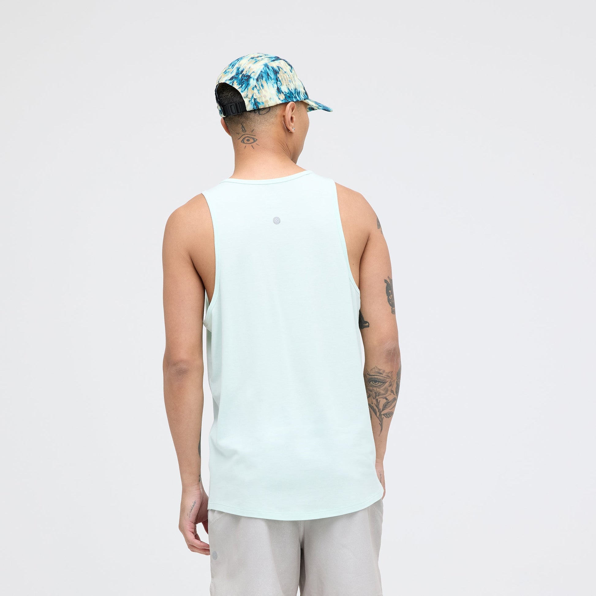 Stance Fragment 2.0 Tank Ice Blue |model