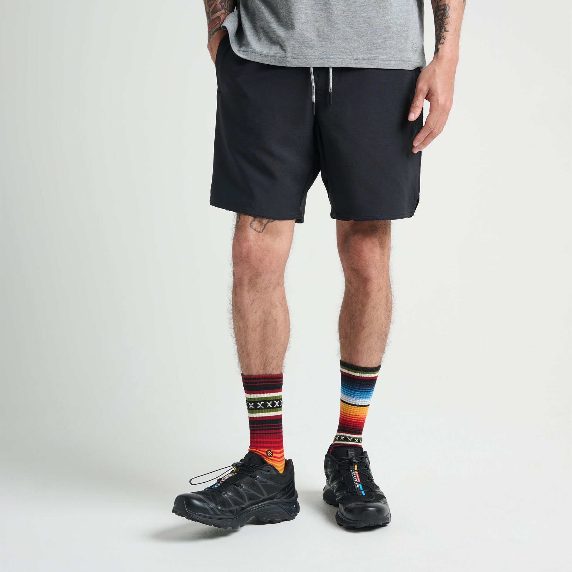 Stance Complex Short Anthracite |model